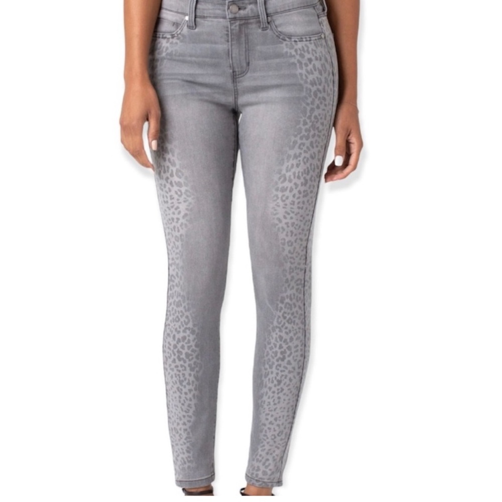 Liverpool abby ankle skinny gray cheetah ombre pant in the color aluminum